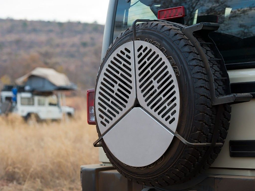 SPARE TIRE MOUNT BRAAI/BBQ GRATE