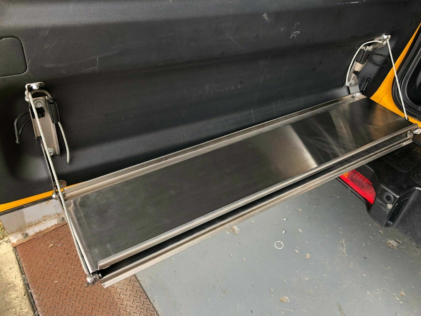 Rear Door Drop Down Table to suit Toyota FJ Cruiser