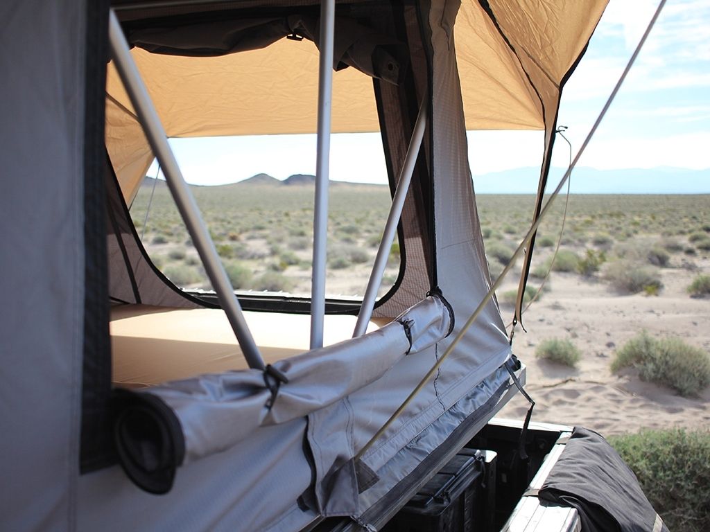ROOF TOP TENT