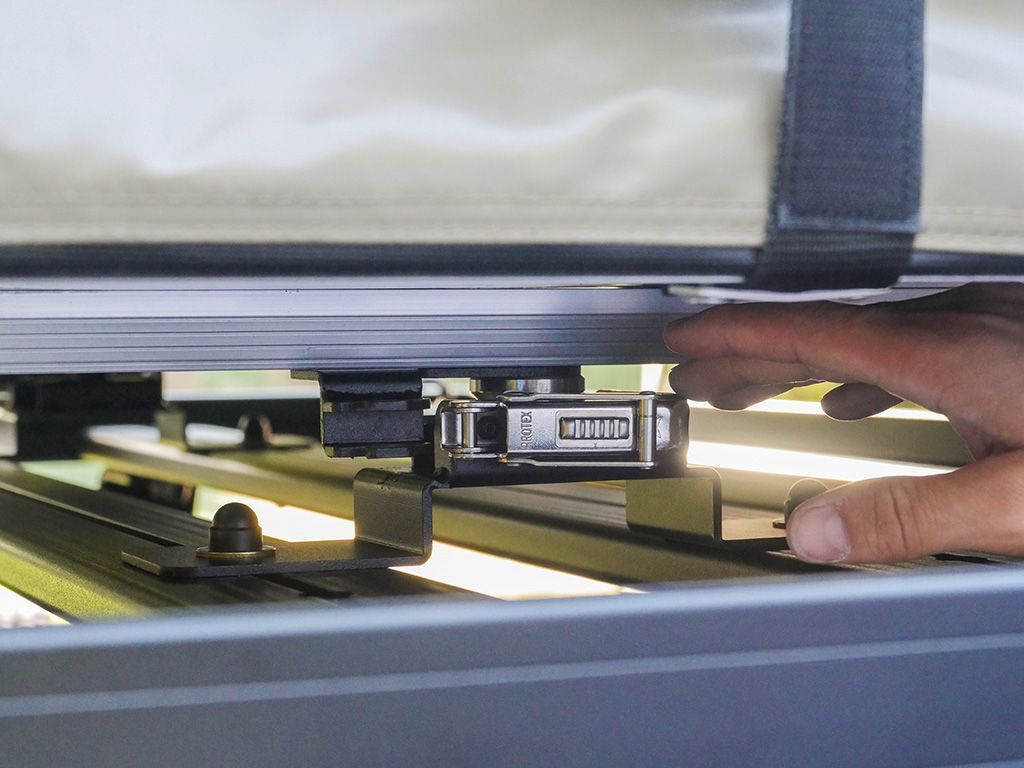 طقم تركيب الخيمة سريعة الفتح